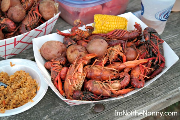 Tray of hot crawfish via I'm Not the Nanny
