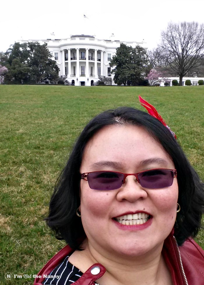Thien-Kim in front of White House