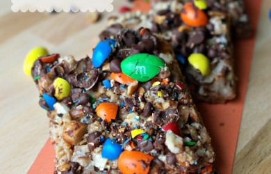 Salted M&M's Toffee Bars #shop #BakingIdeas #cbias