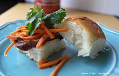 Banh Mi Sliders with Sriracha Mayo -I'm Not the Nanny