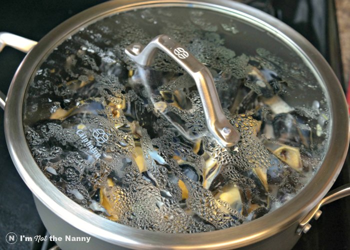 Steaming Mussels in Calphalon Dutch Oven