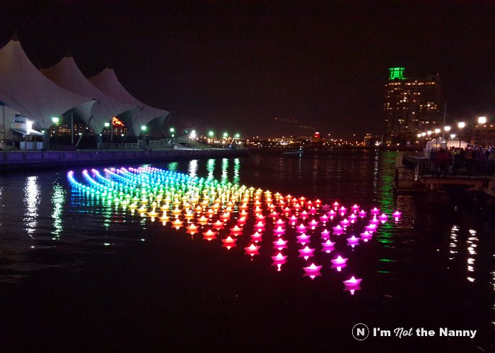 Voyage Paper Boats Light City